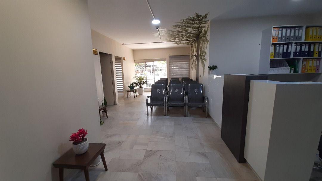 دکتر حماسه تواهن