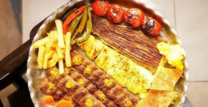 رستوران و  سفره خانه آرا خوان