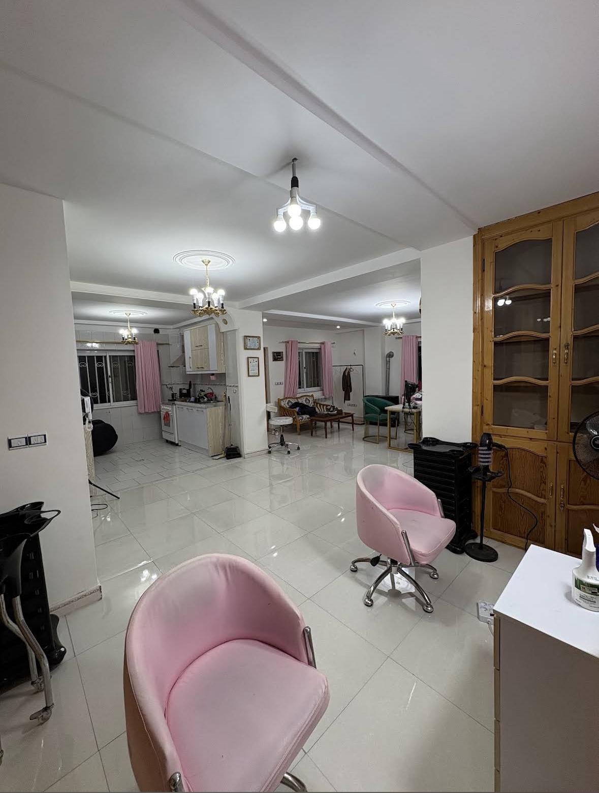 مرکز تخصصی زیبایی دلارام