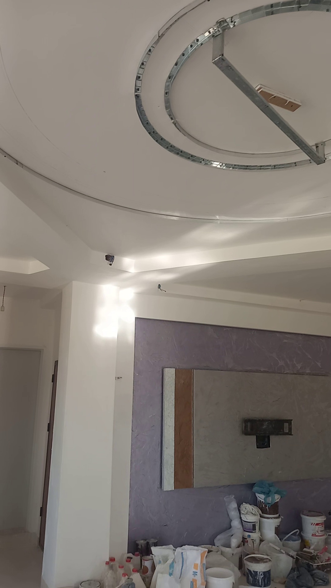 خدمات تزیینات ونقاشی ساختمان آقابابایی