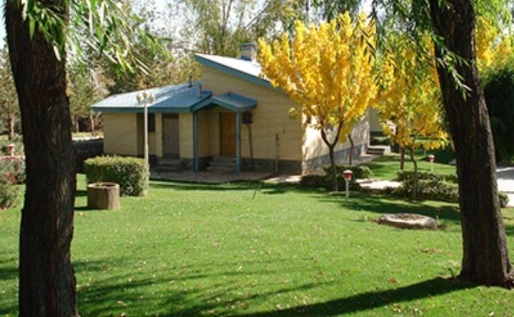 دهکده زاینده رود