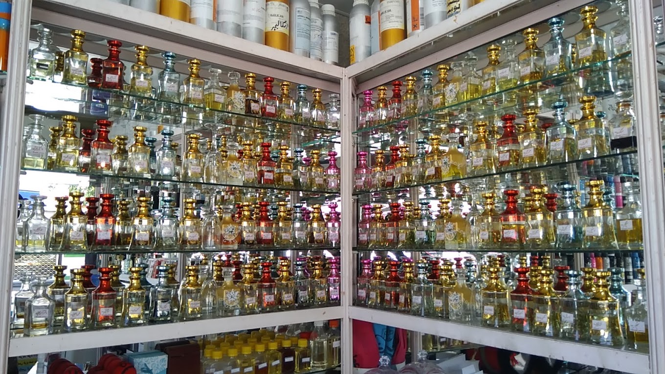 سرای عطر باران