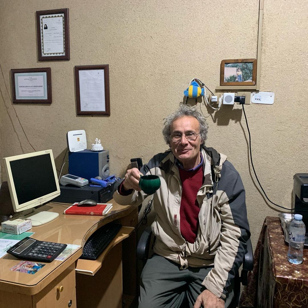 اقامتگاه بومگردی منقل