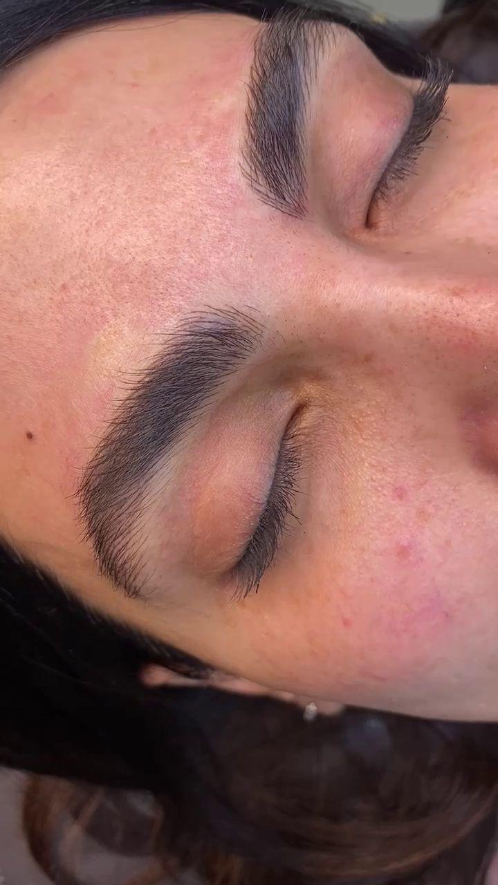 مرکز تخصصی خدمات آرایش دائم صورت مانیا