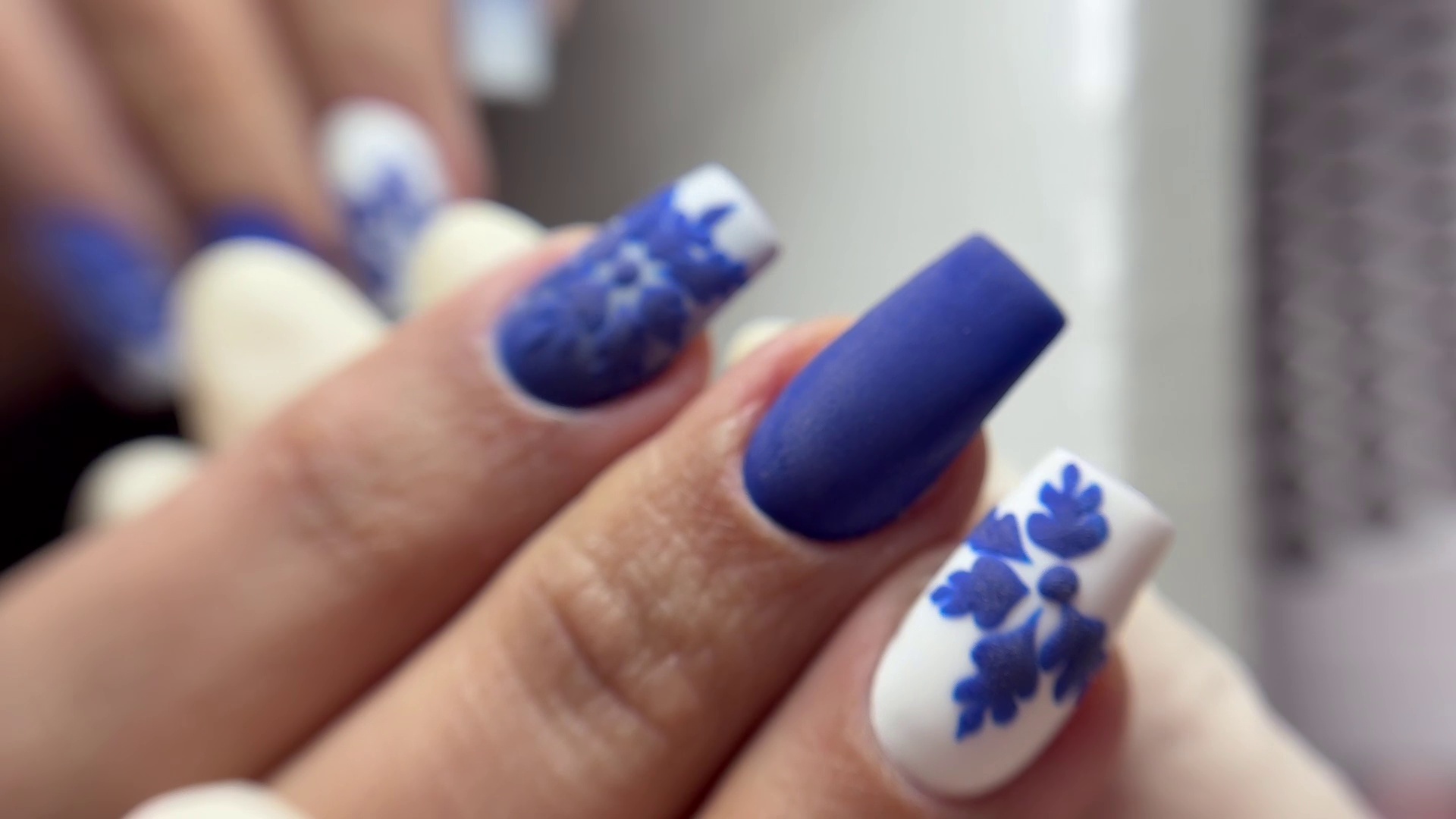 آرایشگاه زنانه و سالن زیبایی السا