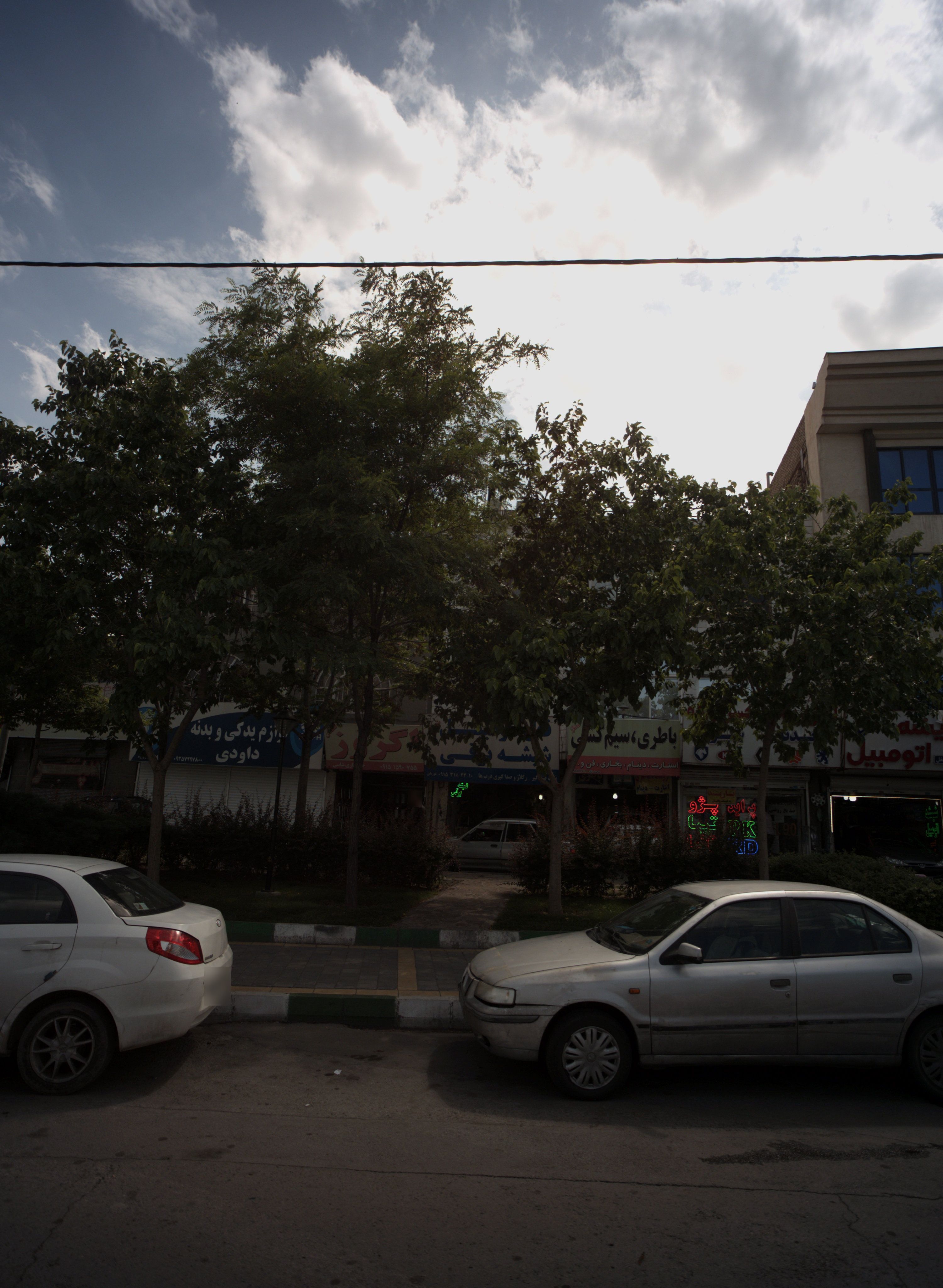 لوازم یدکی و بدنه داودی