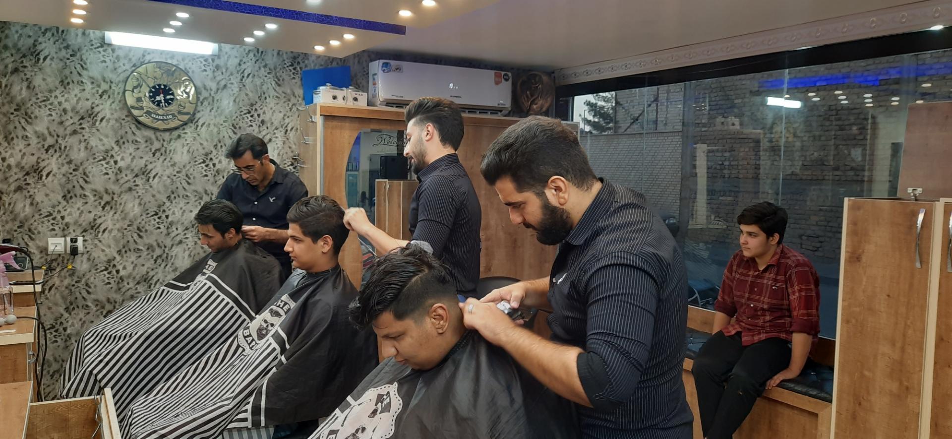 ارایشگاه مردانه حسین