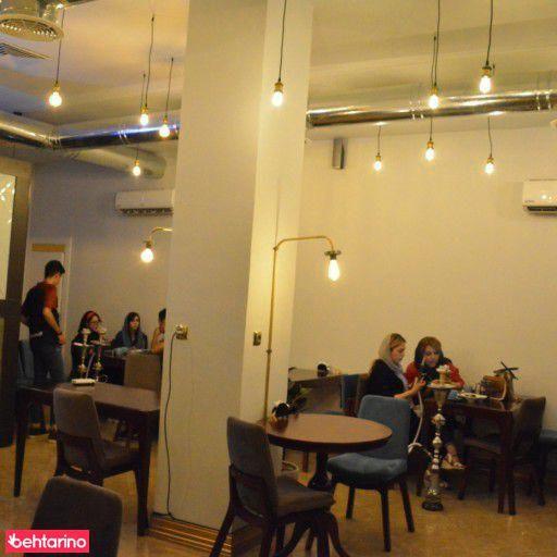 کافه رستوران و قلیان بار ویوان