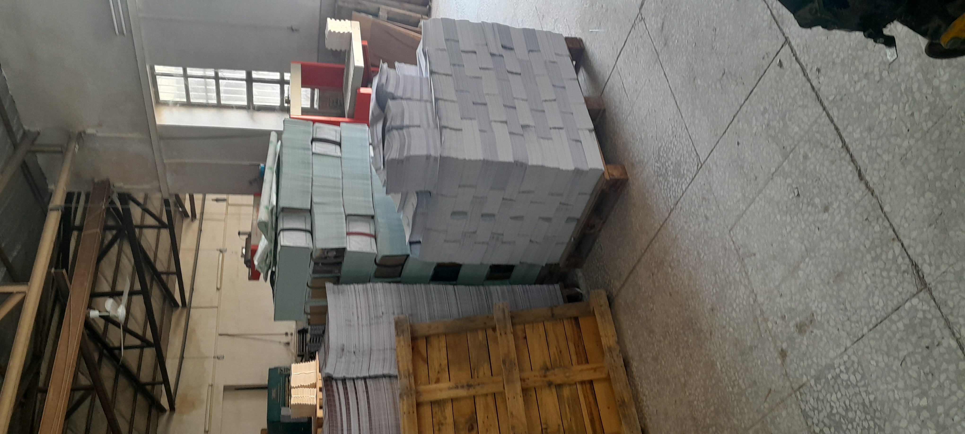 دستگاه تاکن صحافی