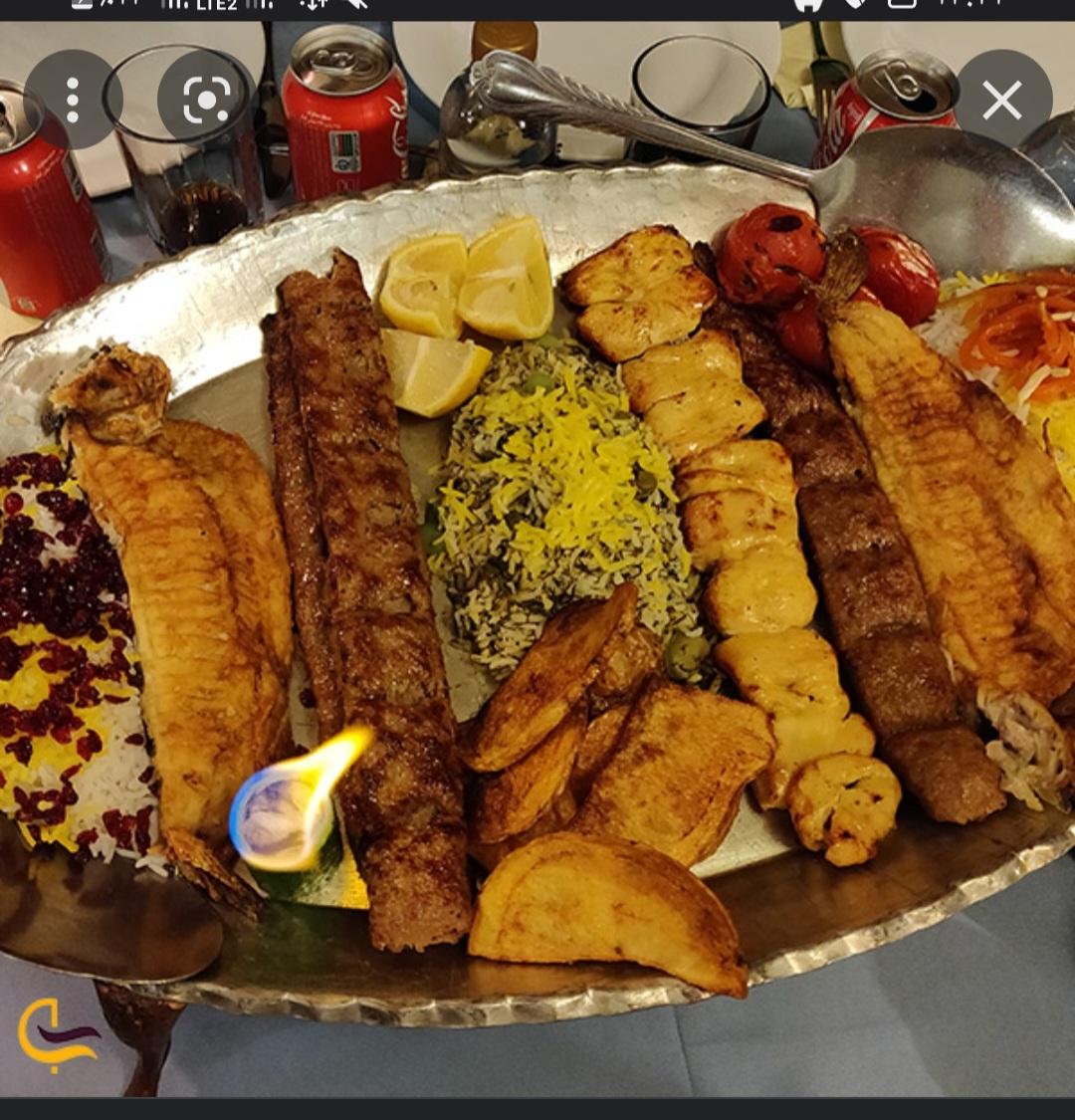 رستوران و غذای بیرون بر میلاد