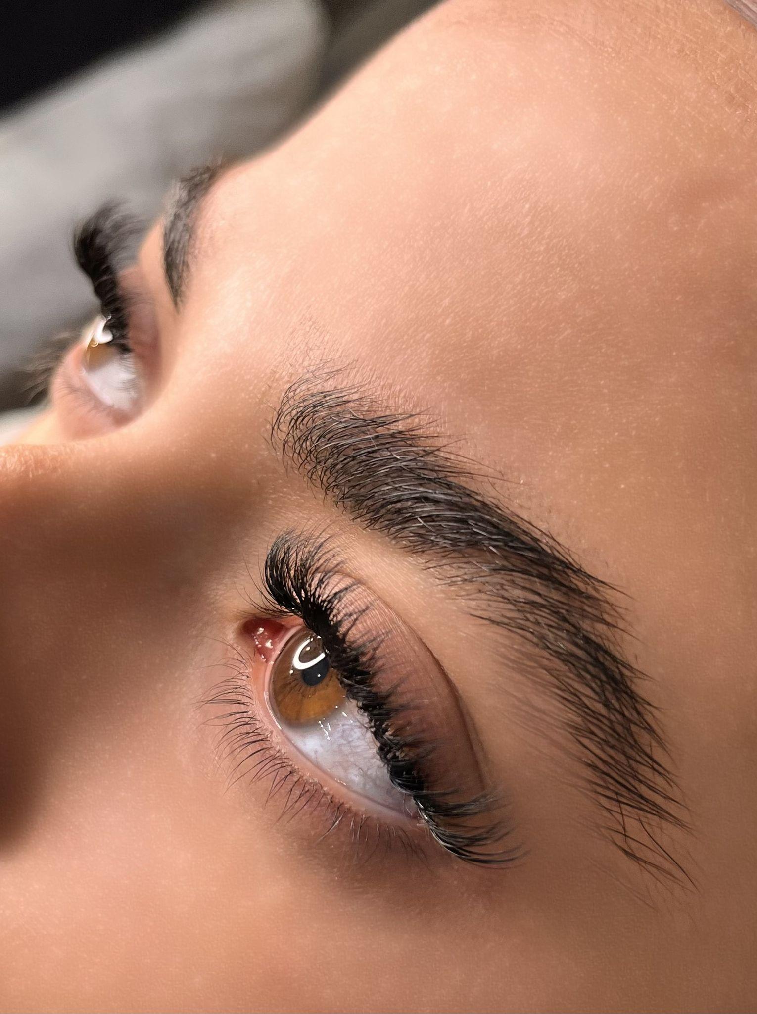 اکستنشن تخصصی مژه سعیدی
