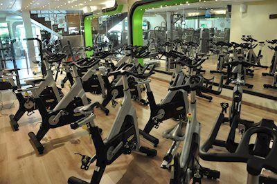 باشگاه آرینا