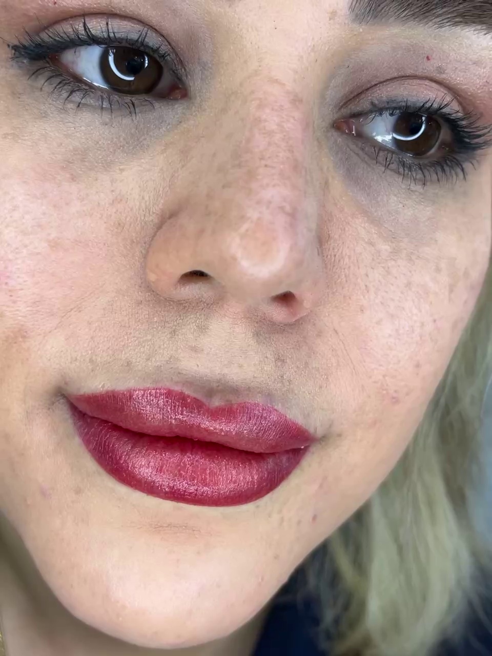 آرایش نیمه دائم صورت