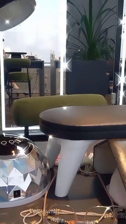 خدمات کاشت ناخن و آموزش ندا