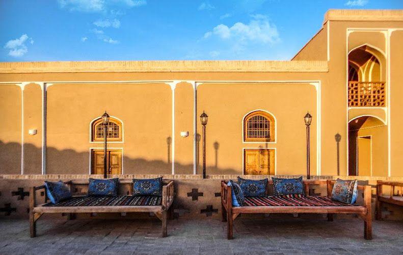 Vazir Castel Hotel