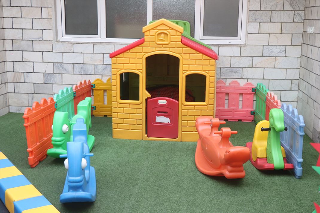 آموزشگاه زبان کودکان و پیش دبستانی کلبه