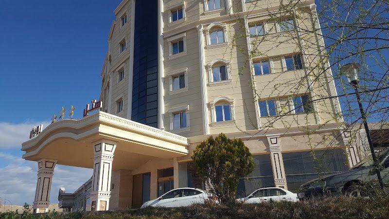 هتل و مجتمع گردشگری رویال