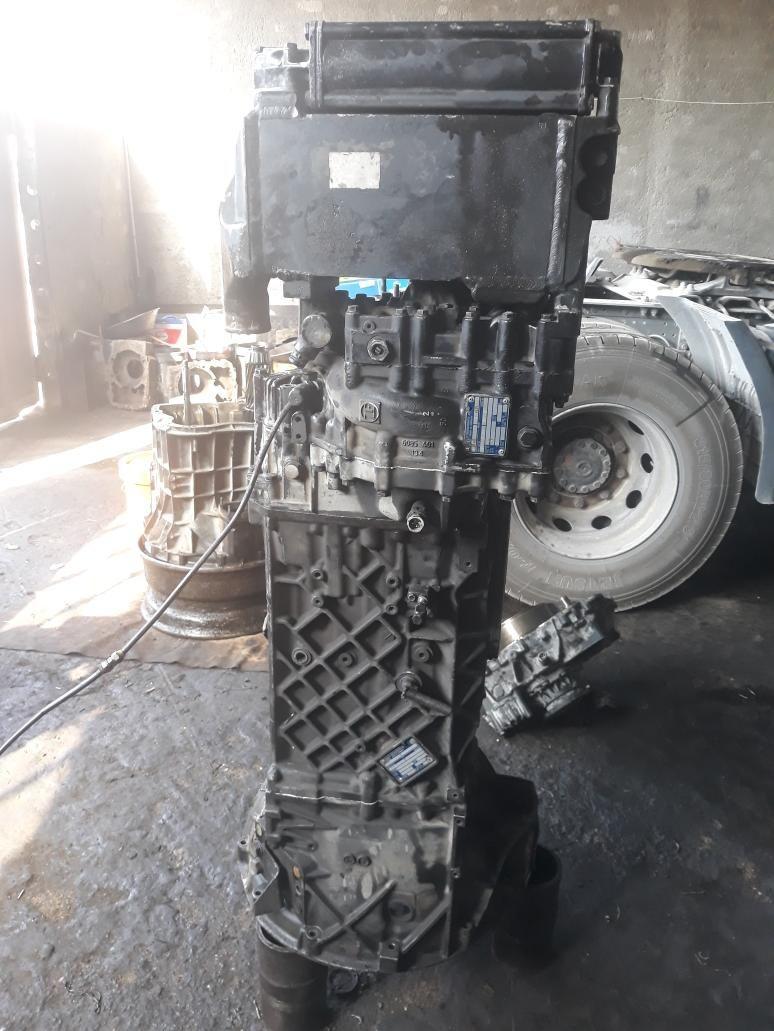 تعمیرگاه کامیون رنا