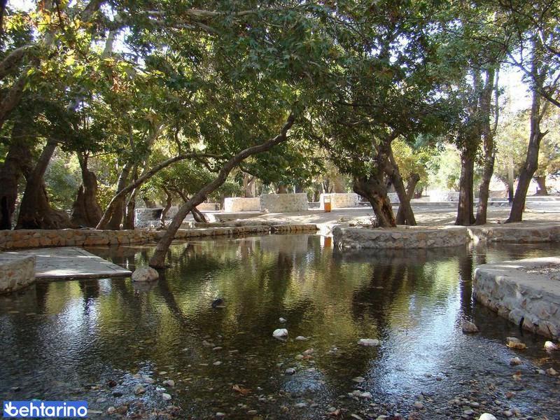 چشمه قدمگاه