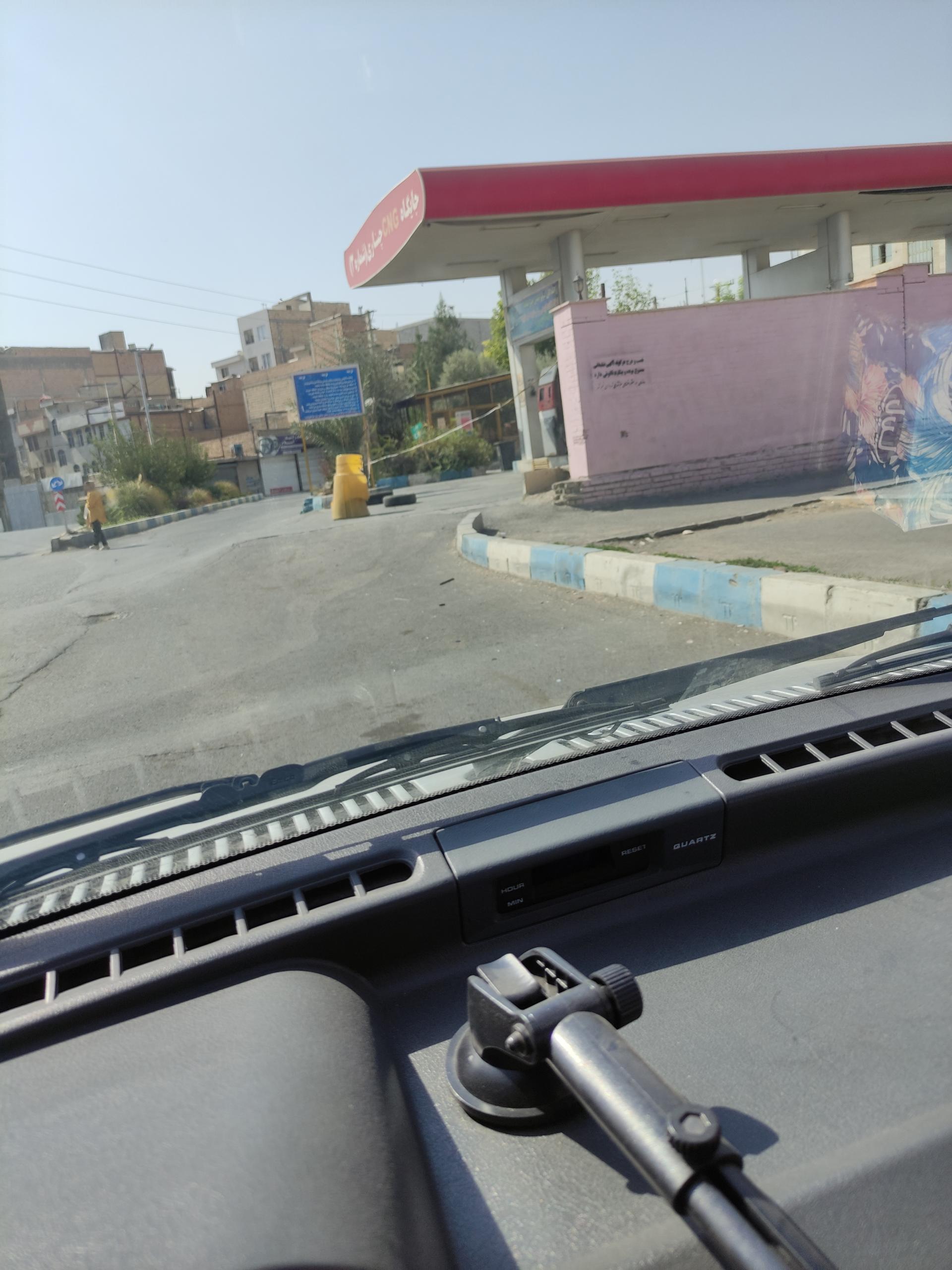 پمپ بنزین بوستان