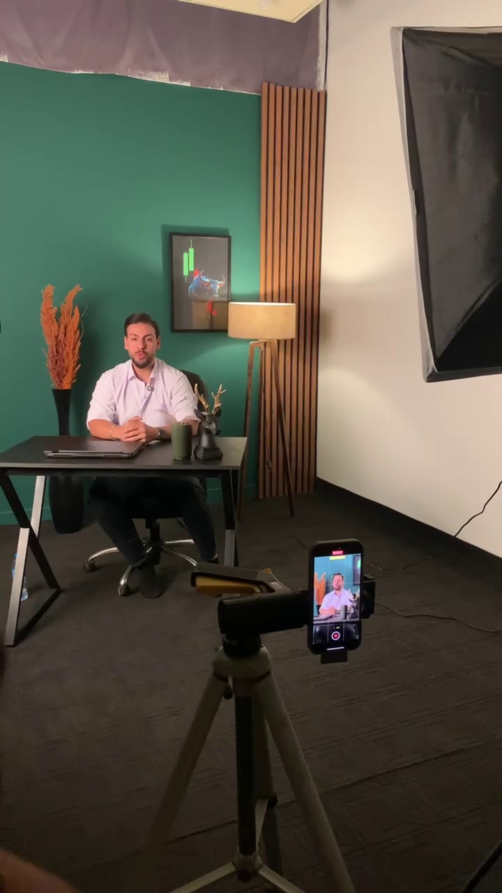 استودیو پیک