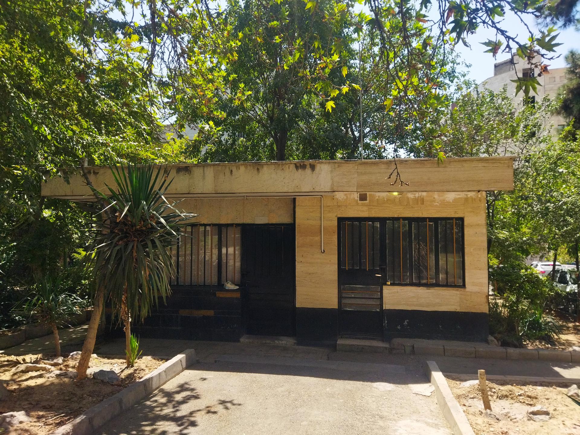 بوستان اردکانی