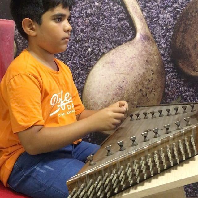 آموزشگاه موسیقی طنین ماندگار