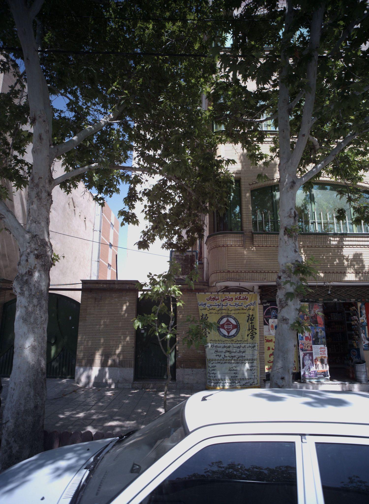 باشگاه ورزشی نیاوران