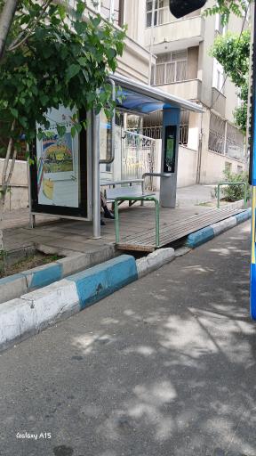 ایستگاه اتوبوس کوی نصر میدان ولیعصر عج