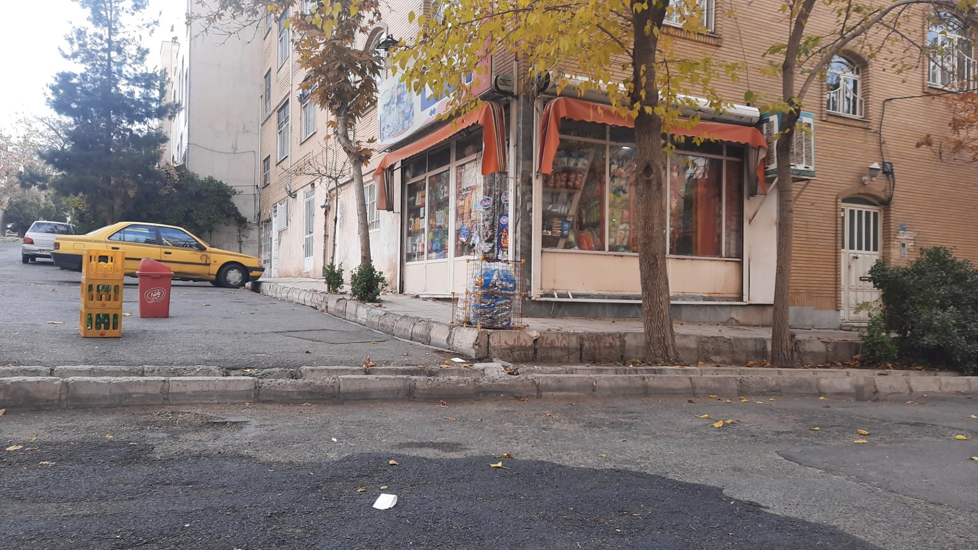 سوپرمارکت گلستان
