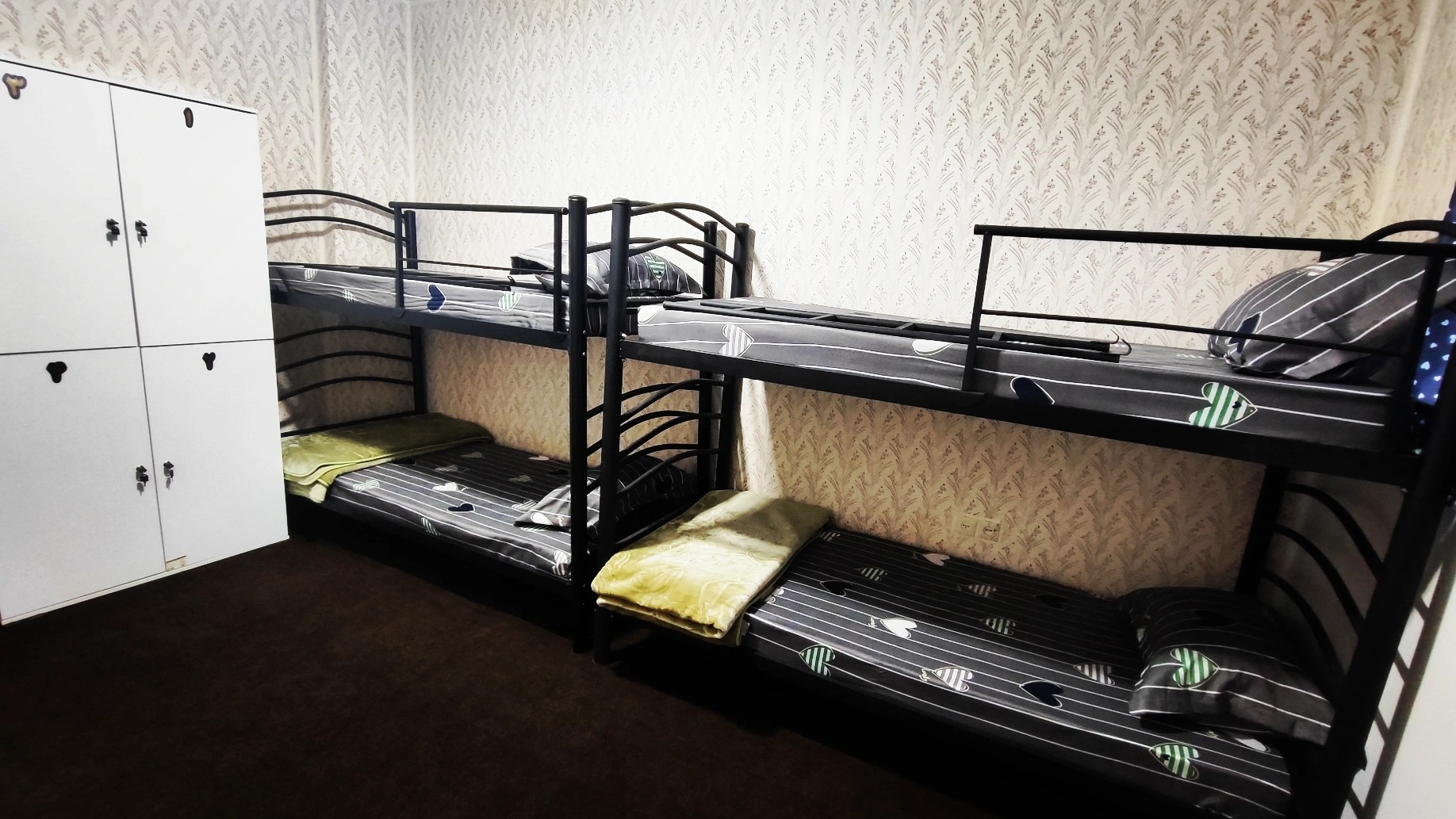 پانسیون و خوابگاه بانوان پویا