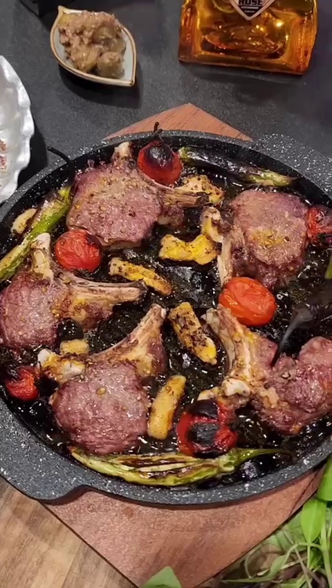 جگرکی بره سیاه در پردیس