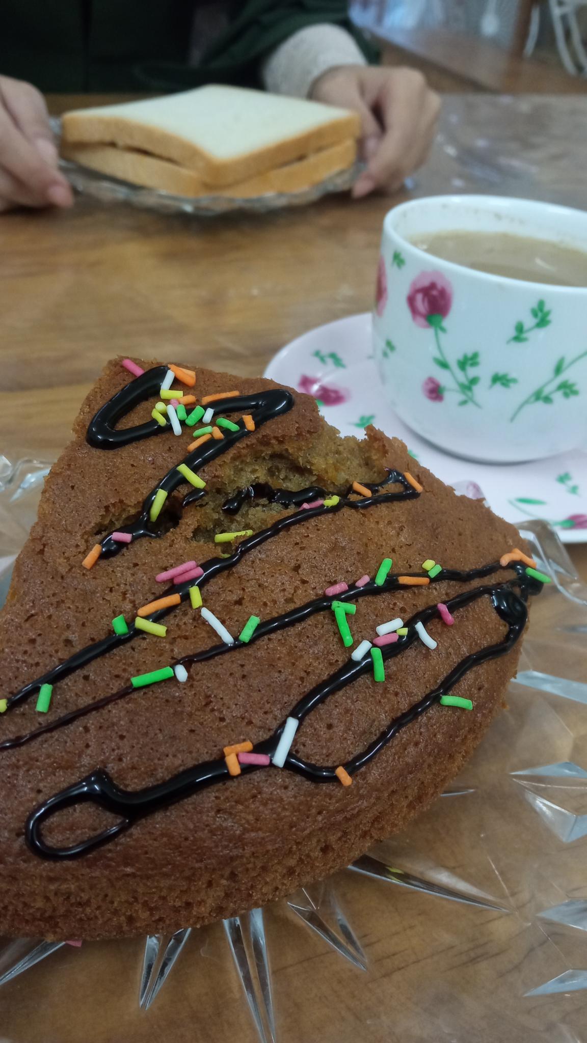 کافه کتابنوش