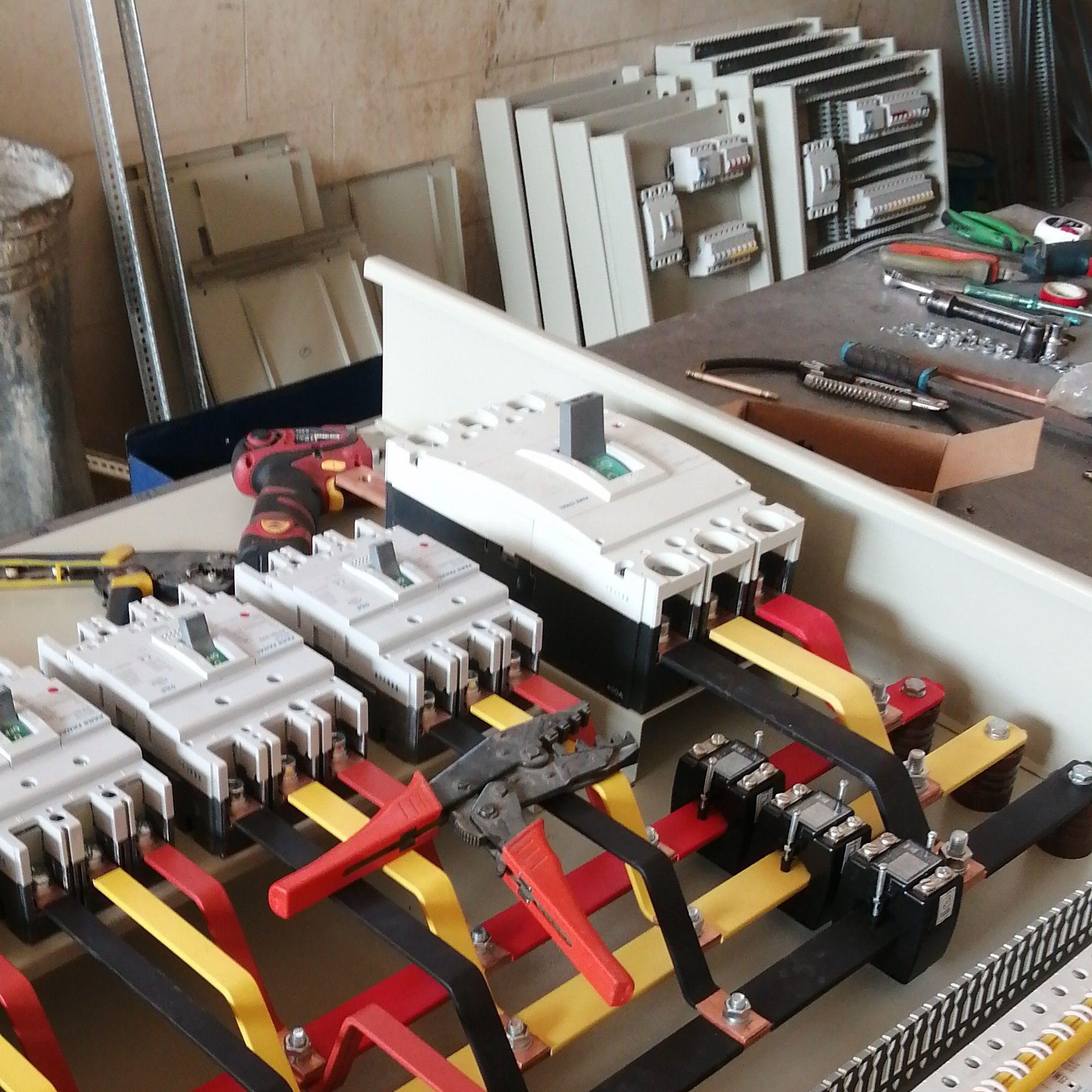 برق و فلز حافظ