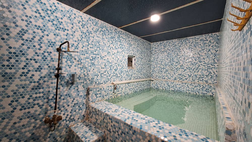 هتل تنسا آبگرم لاریجان