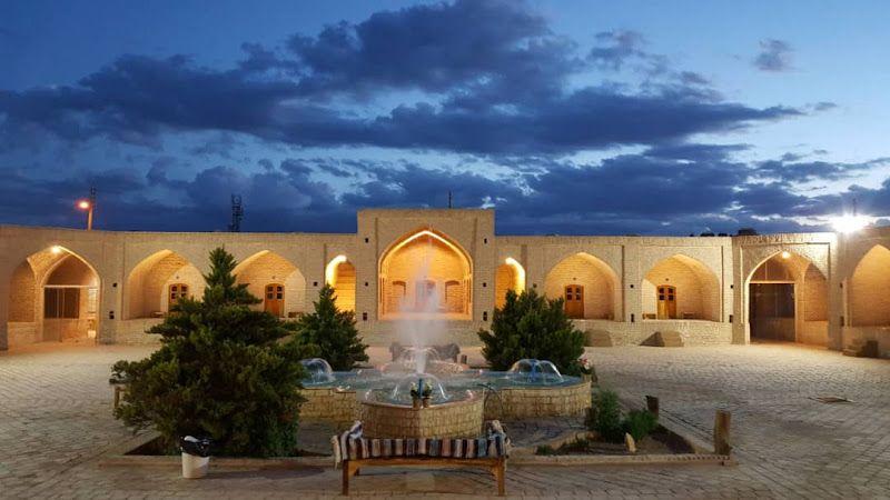 Abrouz Hotel