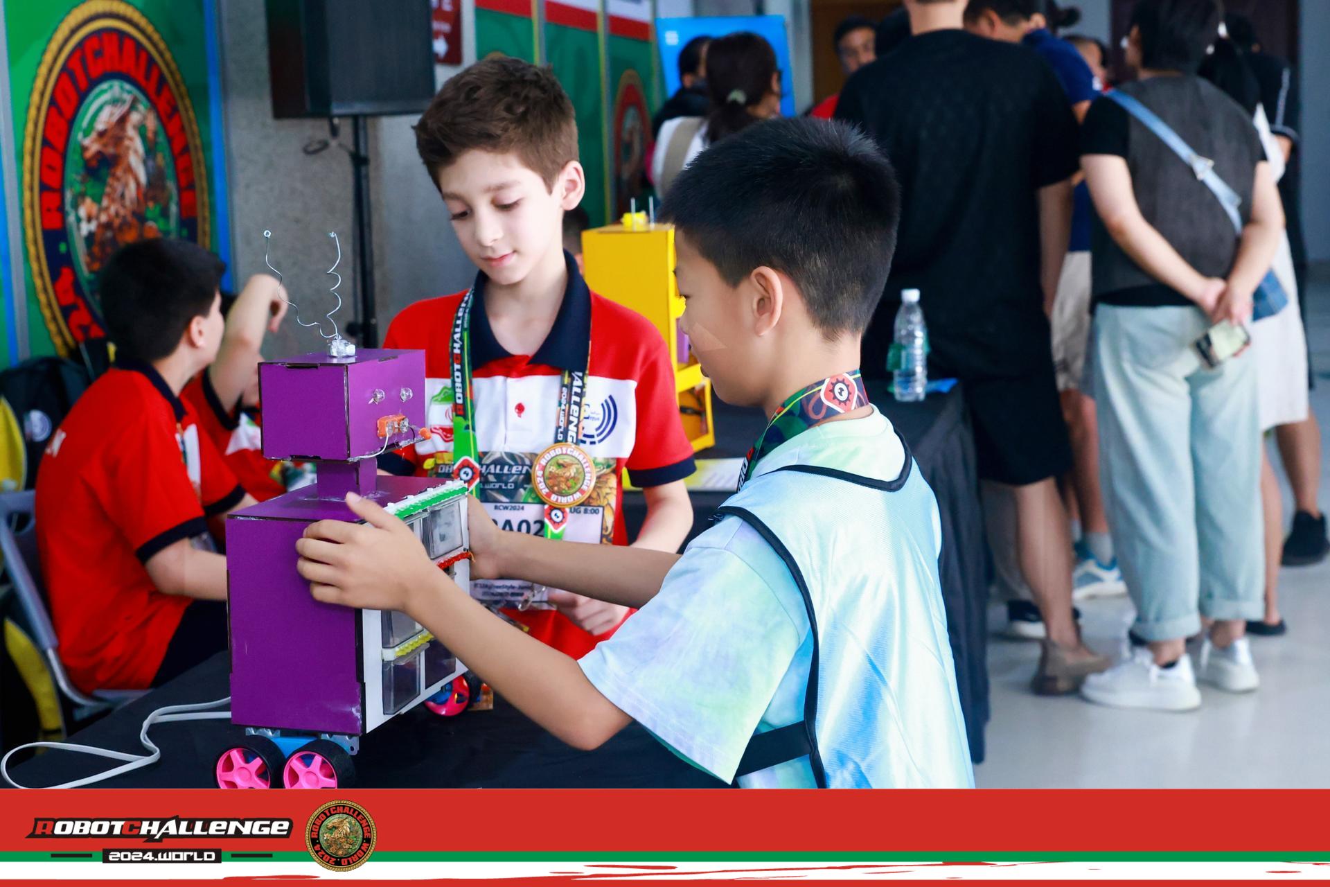 آموزشگاه رباتیک سیگما شعبه کرج