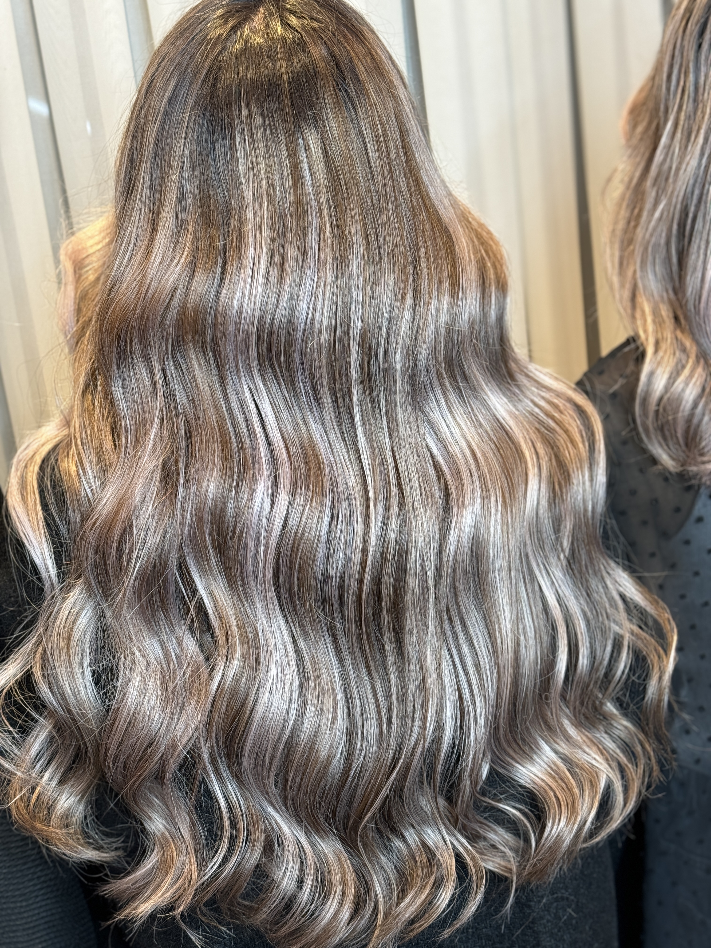 خدمات رنگ مو مهتا