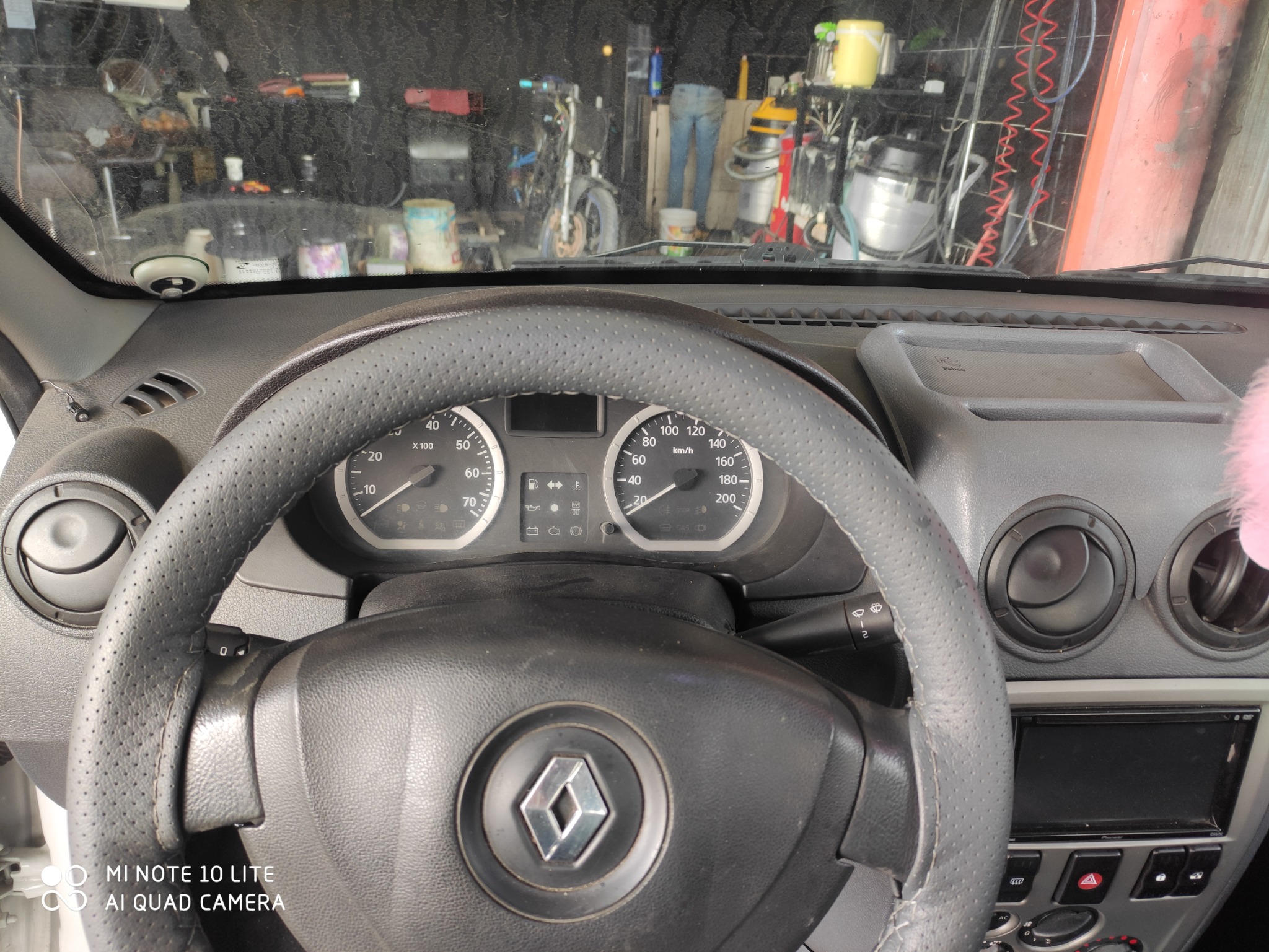 خدمات خودرویی بانوان مازیار