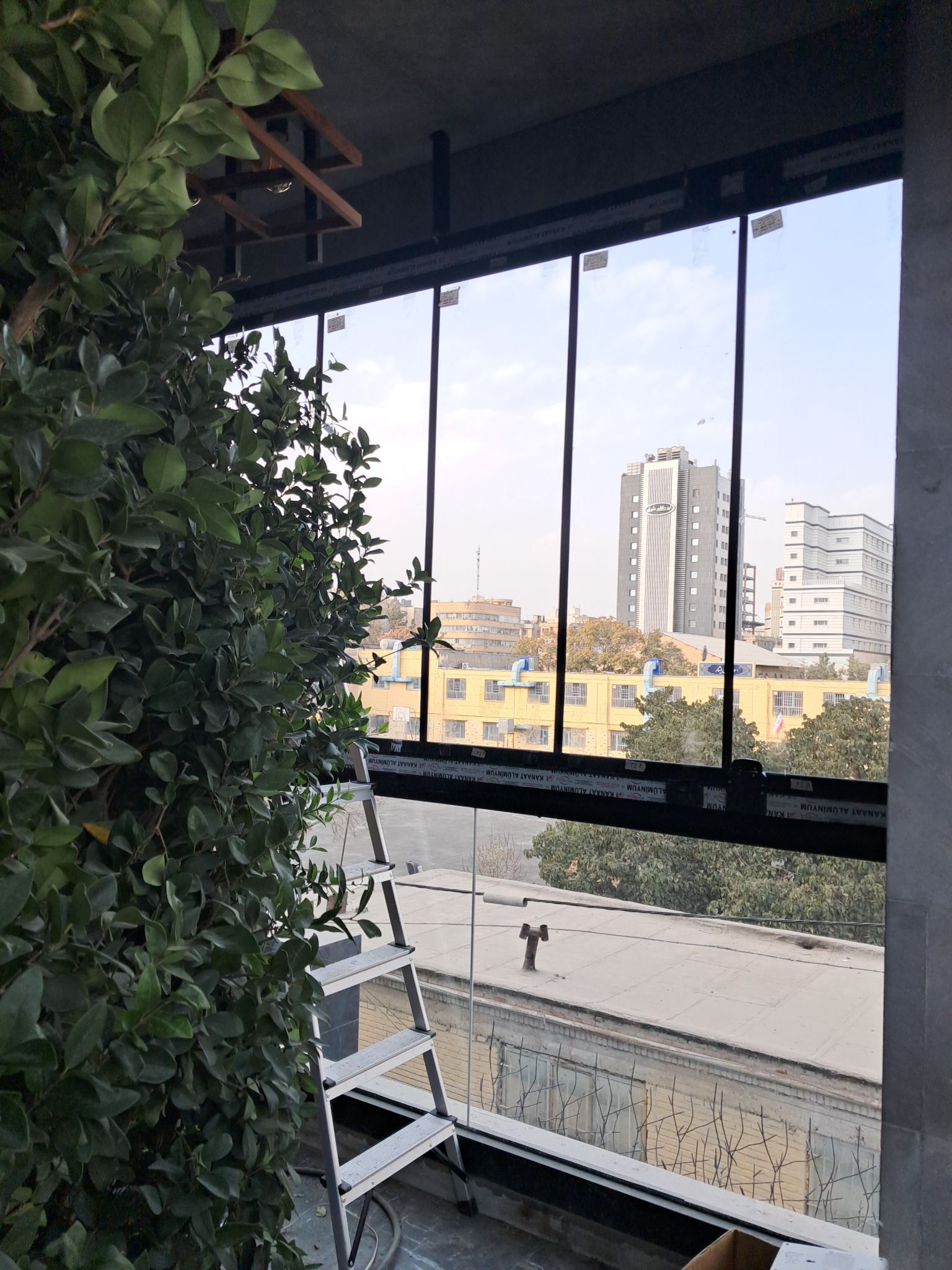 خدمات شیشه علیزاده