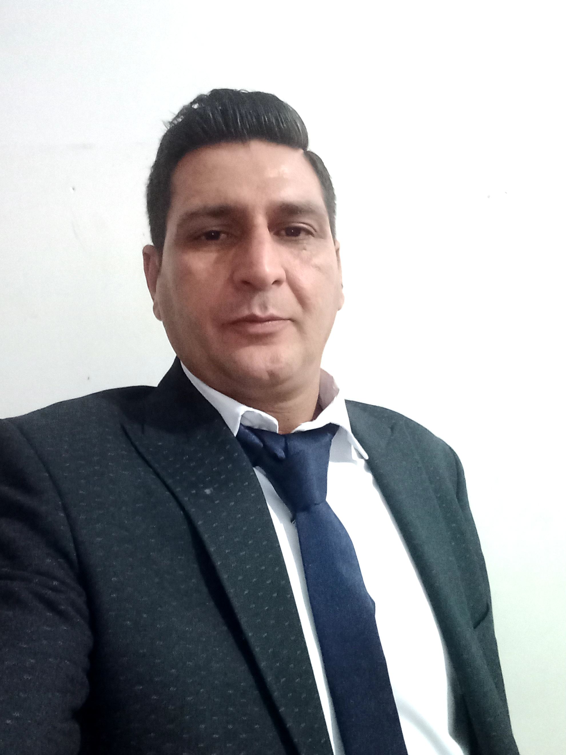 وکیل حرفه ای پایه یک،نوراله زاده ۱۰سال