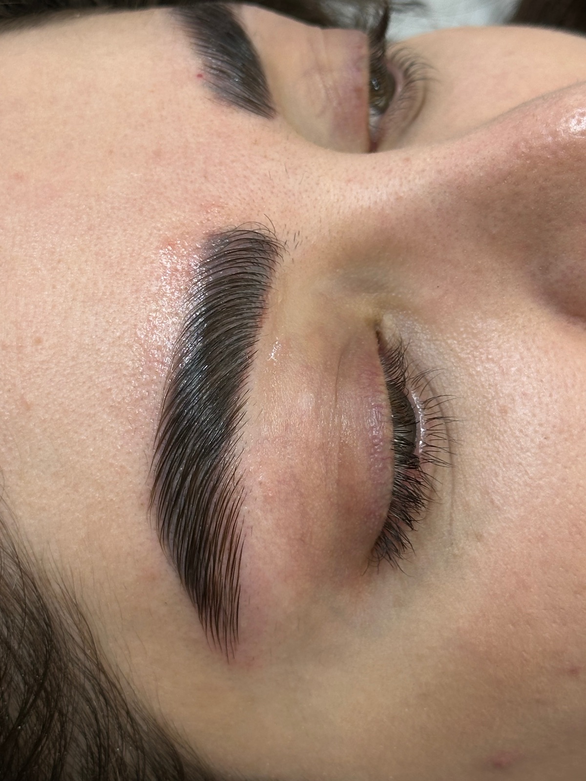 آموزش و خدمات مژه ی فریبا رجبی