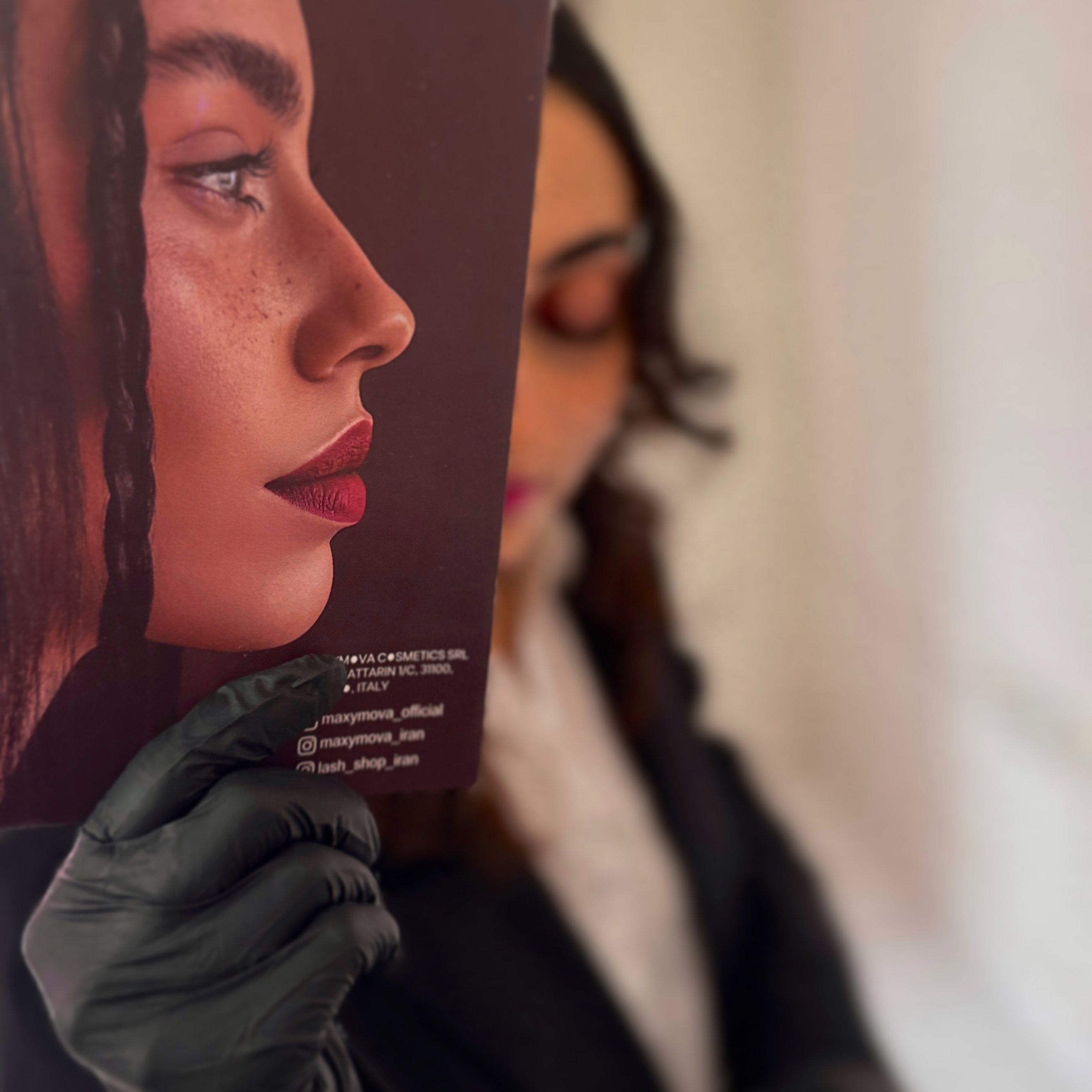 لیفت مژه و اصلاح ابرو نازینا