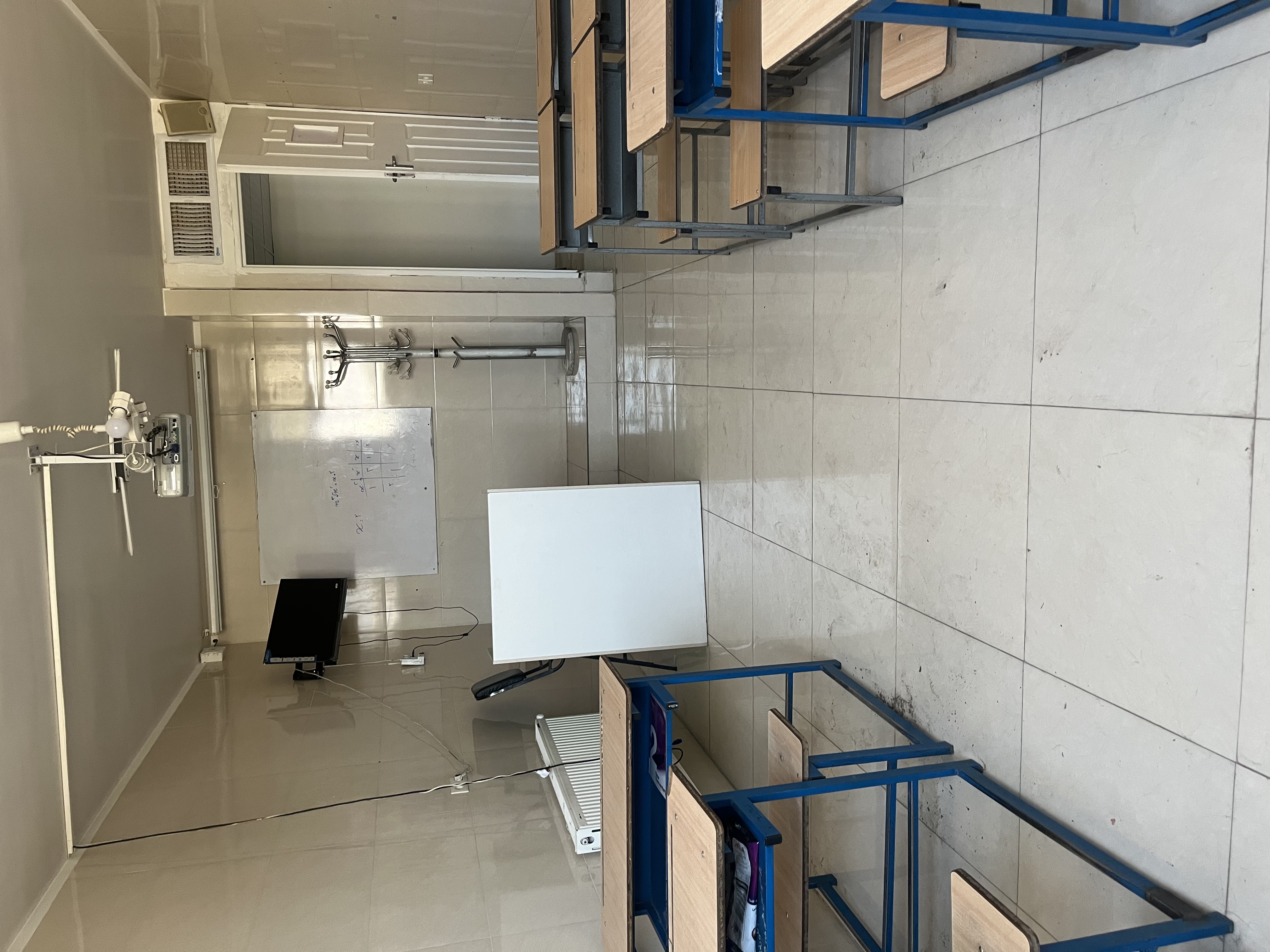 کانون زبان ایران شعبه خمینی شهر