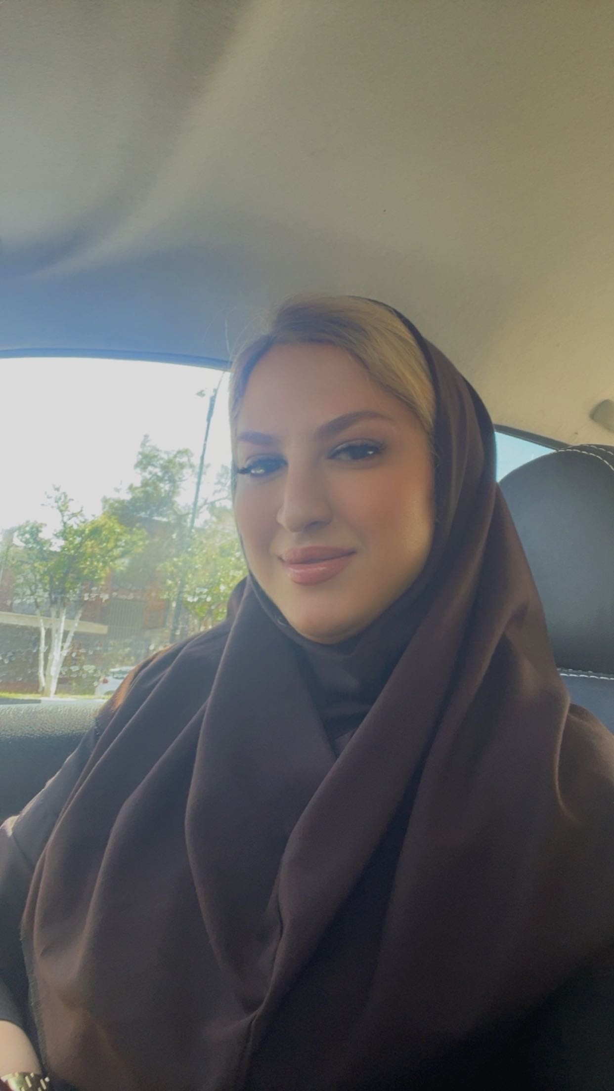 وکیل لاله قنبری