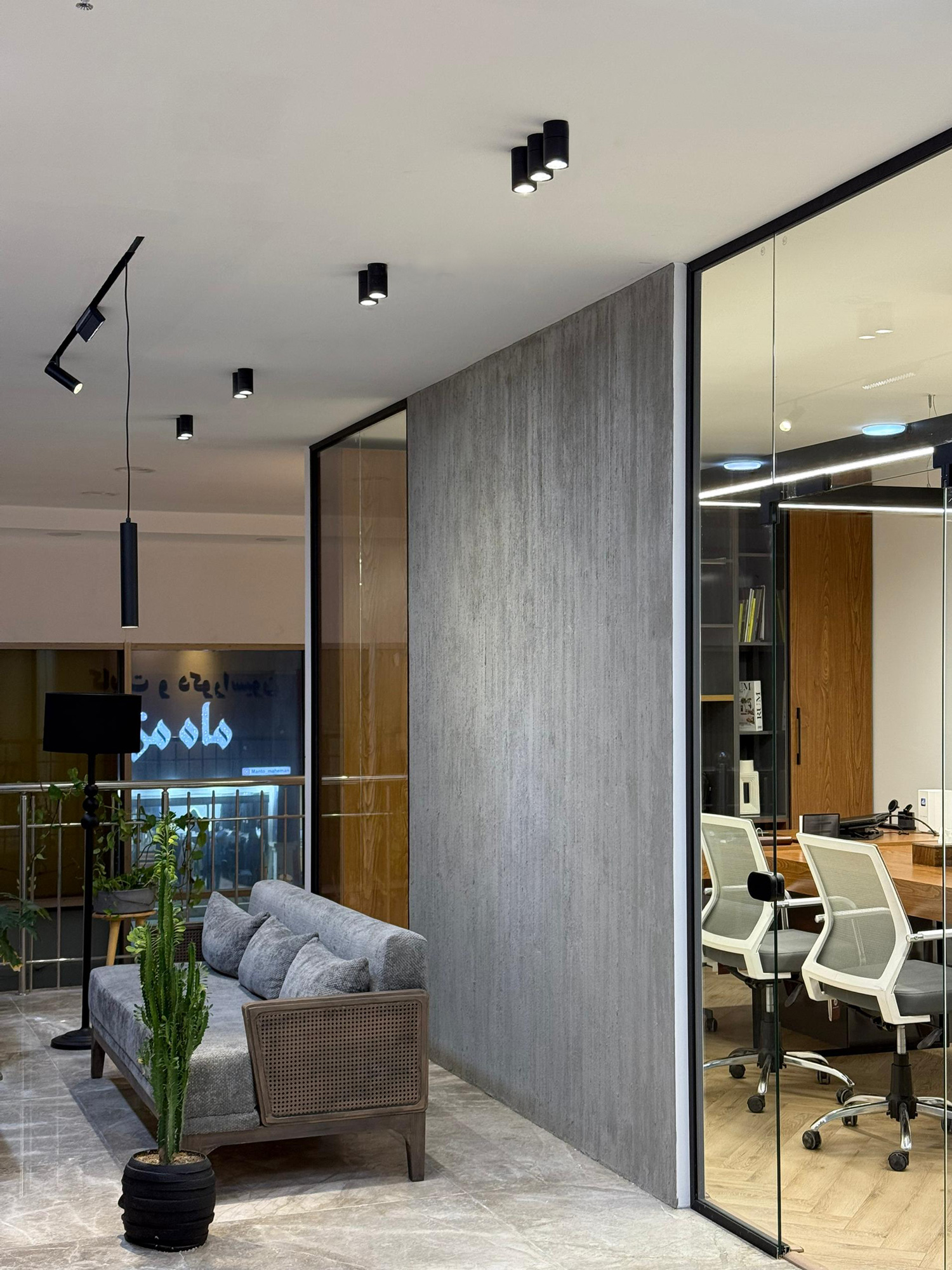 مجموعه دکوراسیون داخلی آداک معمار