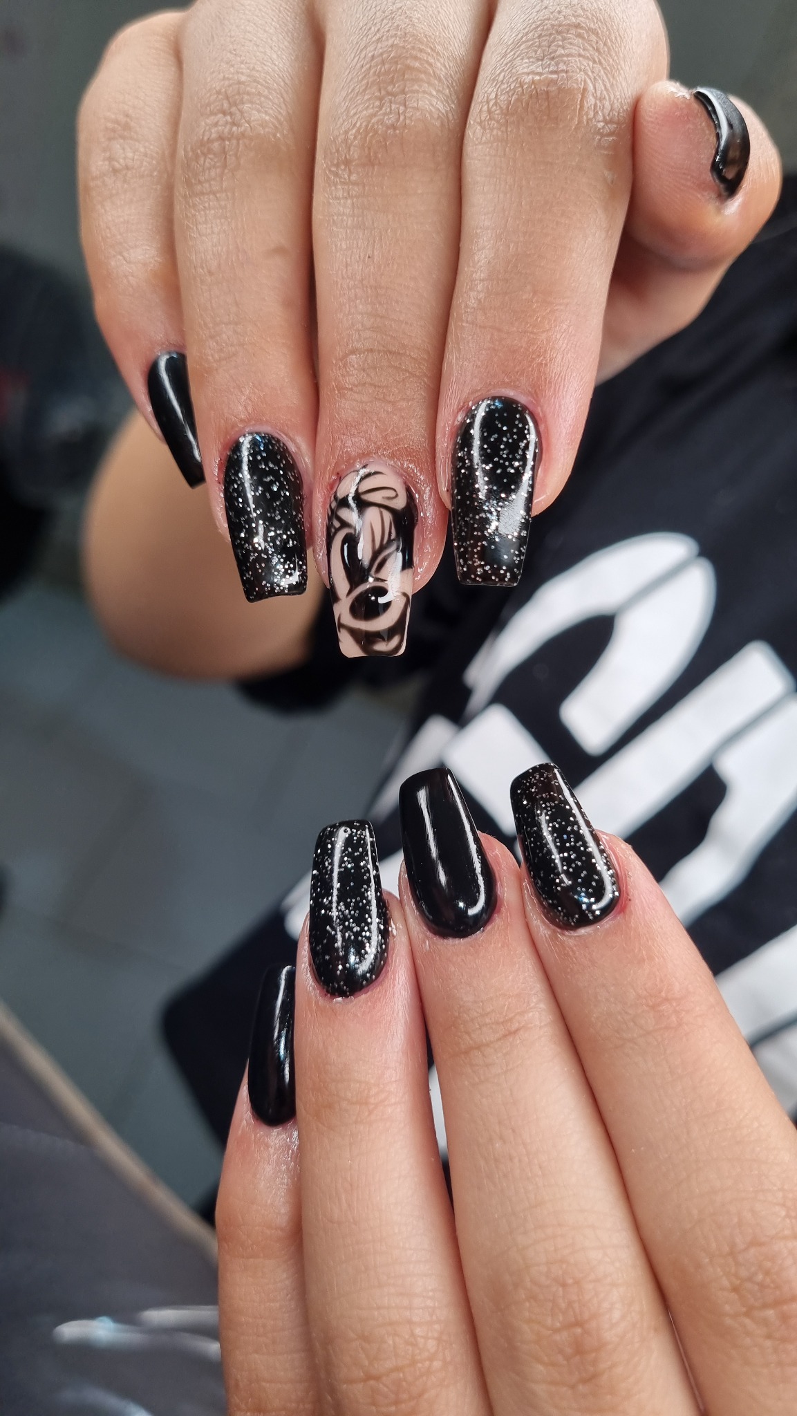 کلینیک ناخن هانی