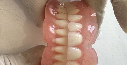 دندانپزشکی ولابراتوار دندانسازی اندیشه