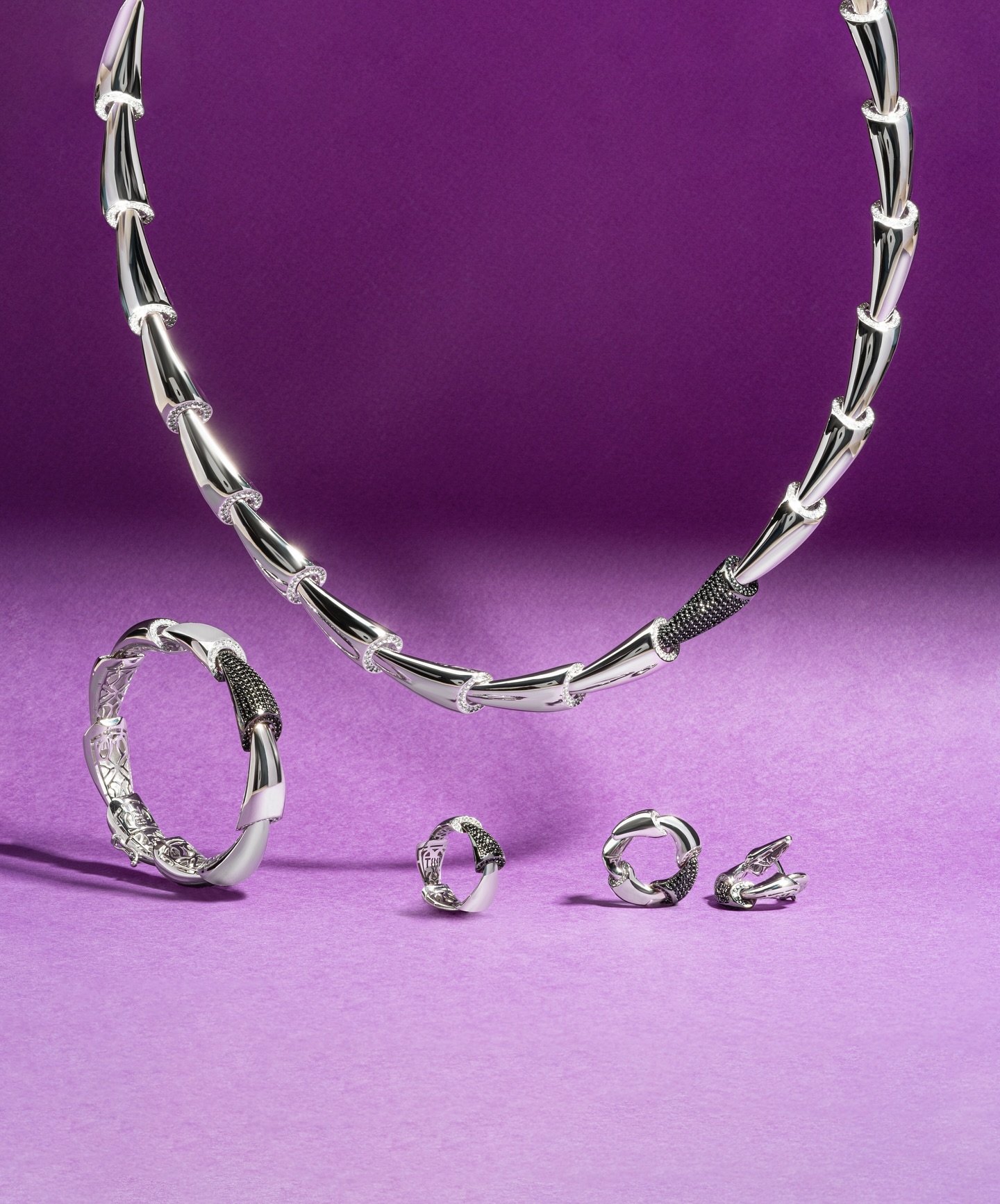 مرکز جواهرات گنجریز