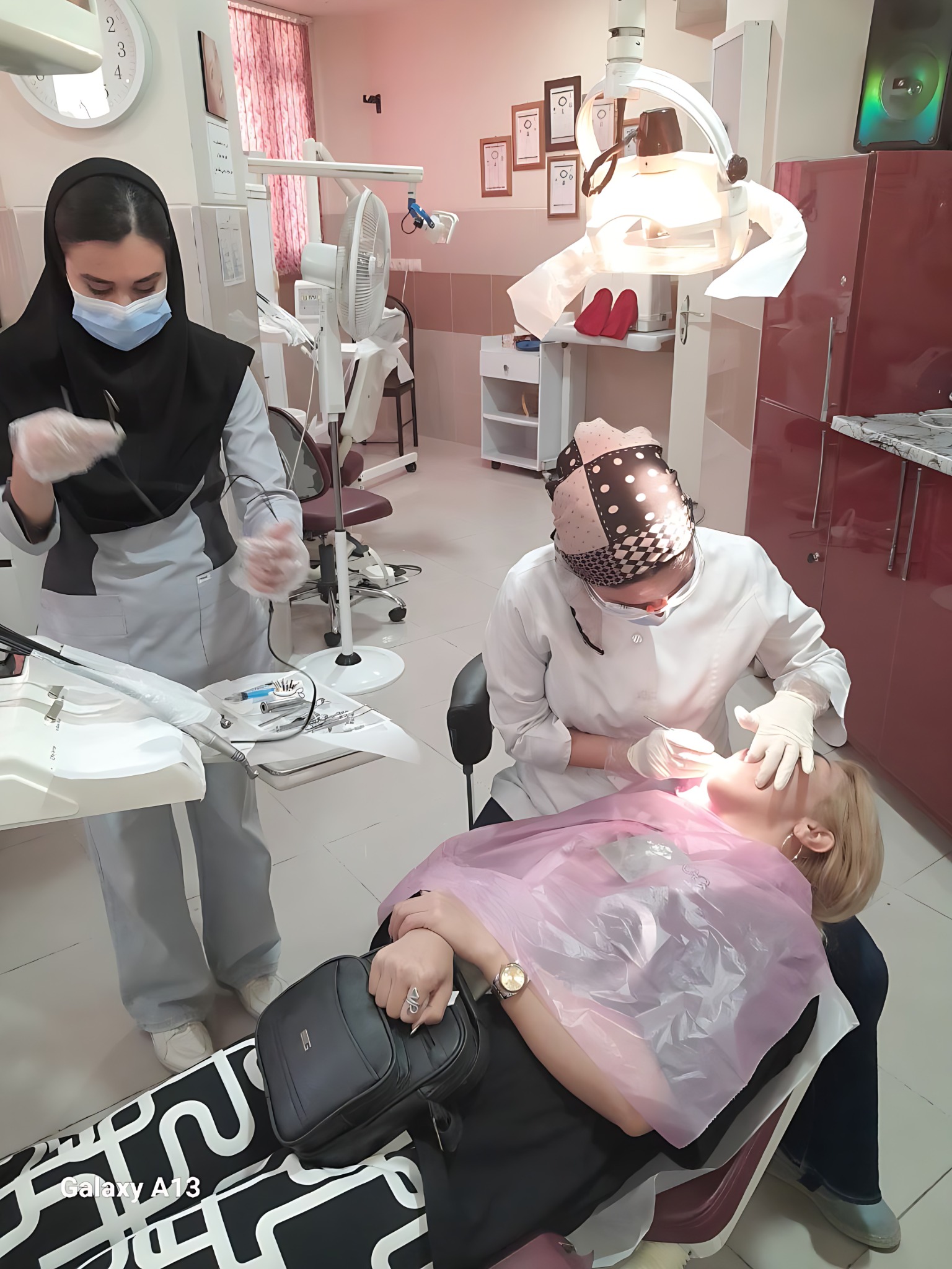 کلینیک دندانپزشکی پرتو